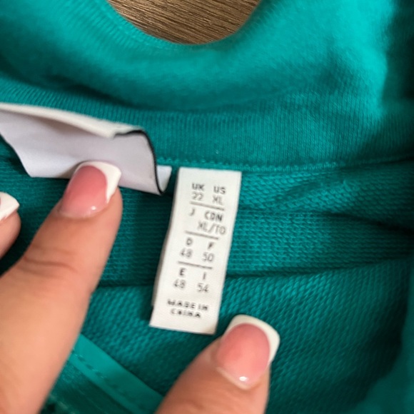 Adidas set only worn once - Picture 2 of 3